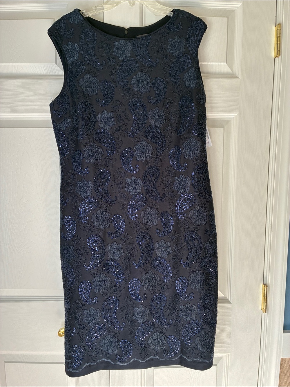 NWT Sleeveless Donna Ricco Navy Embroidered Sheath Dress, 14